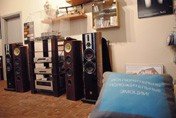 ��� ��� (show room) ������ Hi-Fi Design